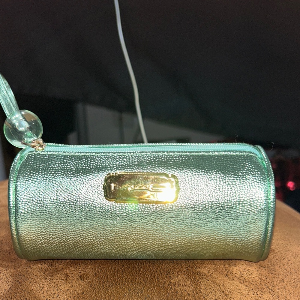 Mac Cosmetics Shimmering Green Cosmetics Case